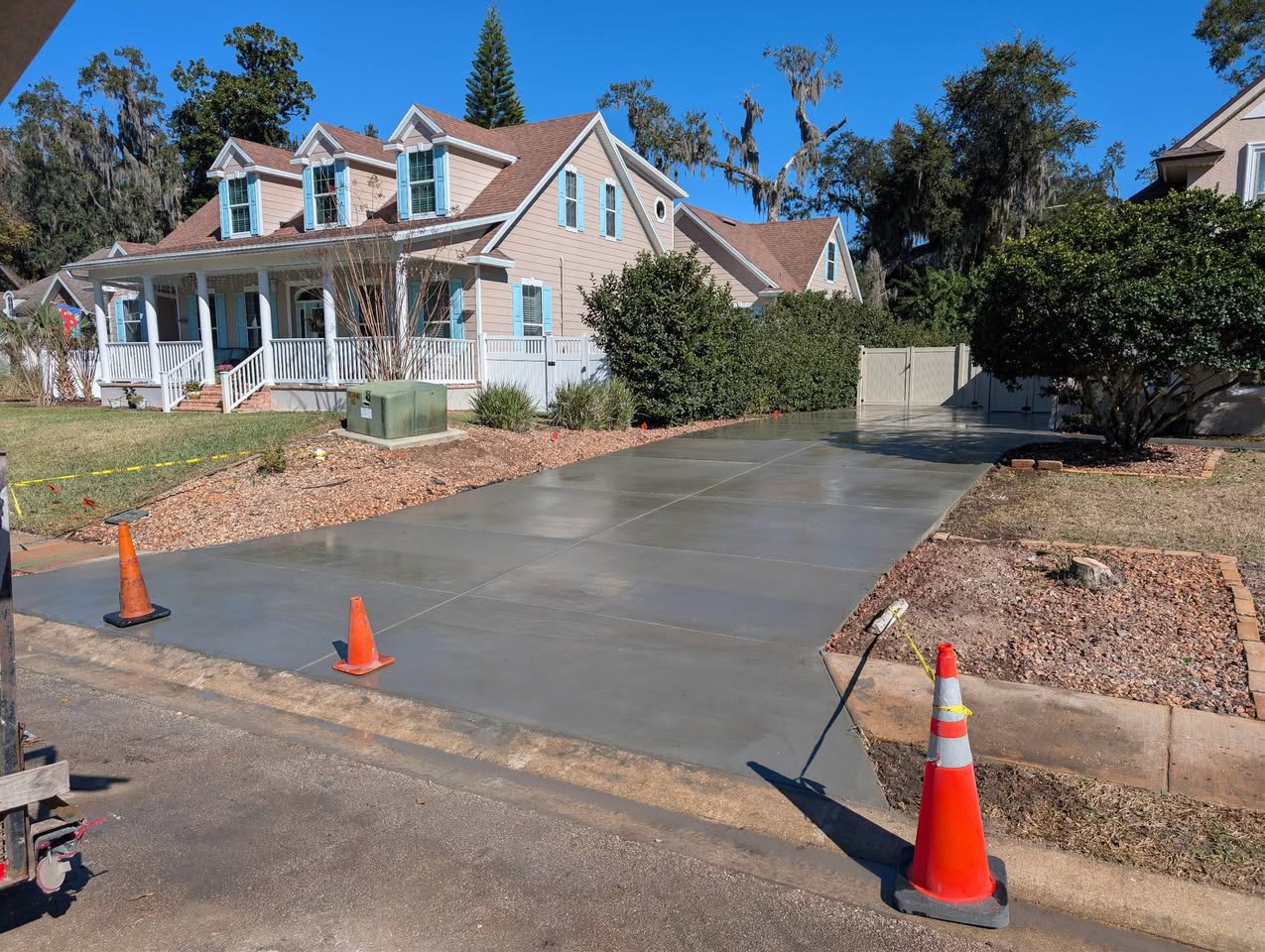 Completed 100-foot concrete driveway in Palm Coast